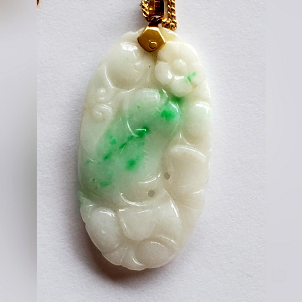 10k Gold Chain and Vintage Jade Handcarved Necklace